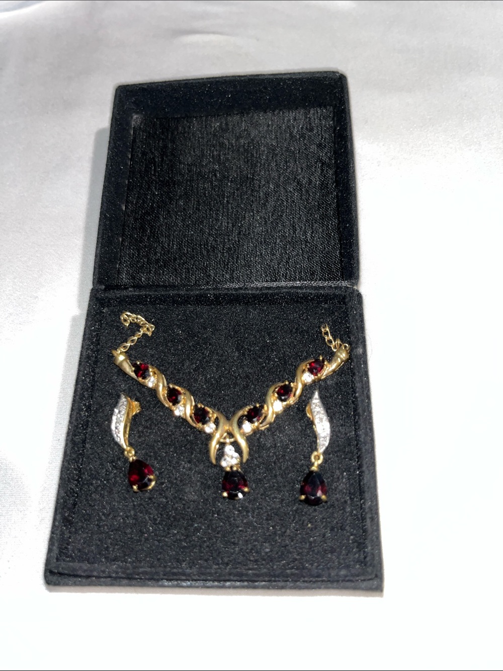 Gold-Tone Red Stone Necklace and Earrings Set